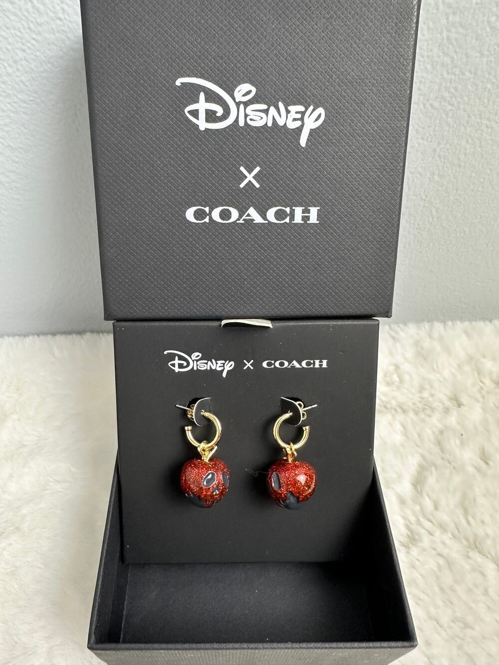 Disney x Coach Poison Apple Huggie Earrings CD812 Evil Queen NWT Box